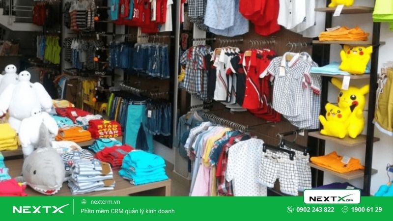 Kho buôn quần áo trẻ em tại các khu chợ đầu mối
